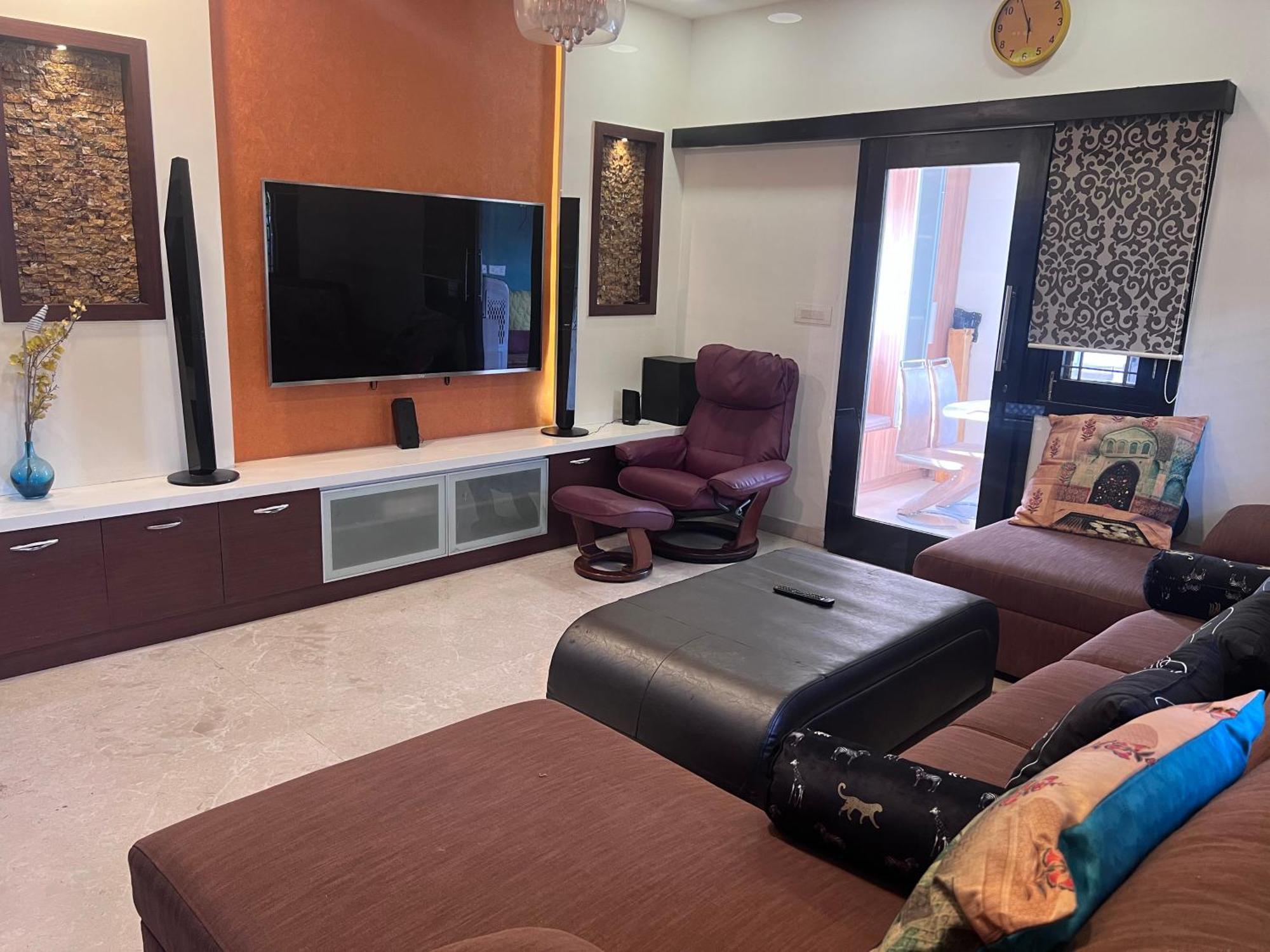 Villa 117 Prestige Silver Springs Ченай Екстериор снимка
